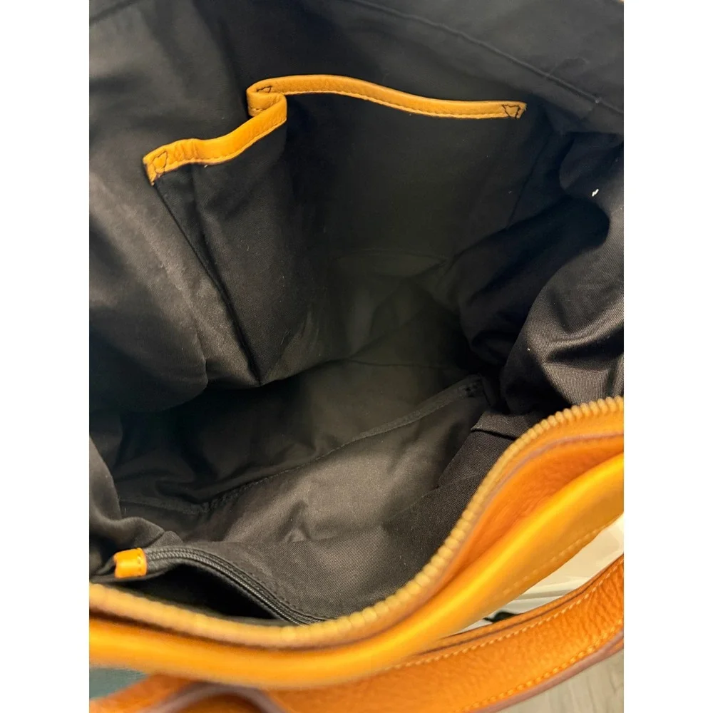 Stunning Presa Pebbled Leather Handbag in Vibrant Honey/Mustard Tone